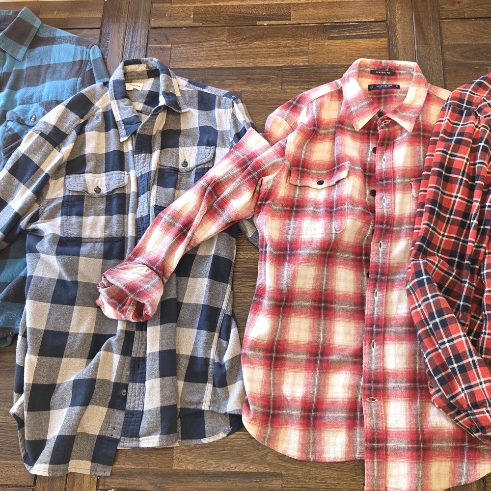 Men's Flannel Shirt Lot of 4 Shirts